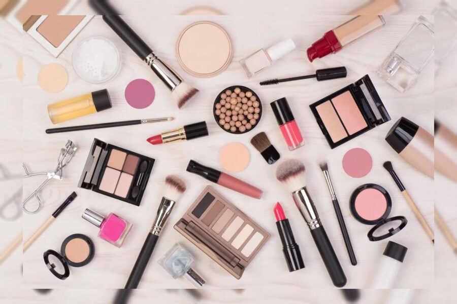 12تا از ترکیبات مضر در محصولات آرایشی 