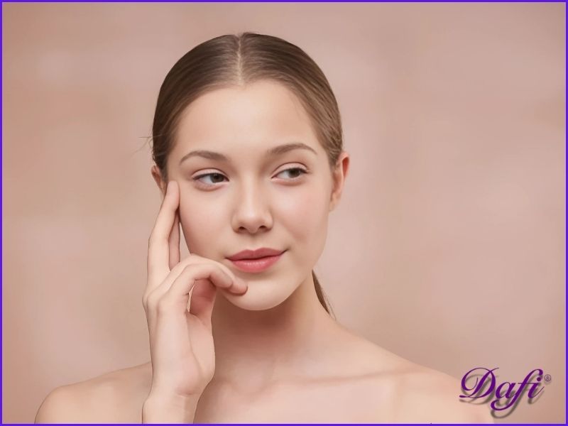 روتین پوستی برای کنترل و از بین بردن تاثیرات دوران بلوغ